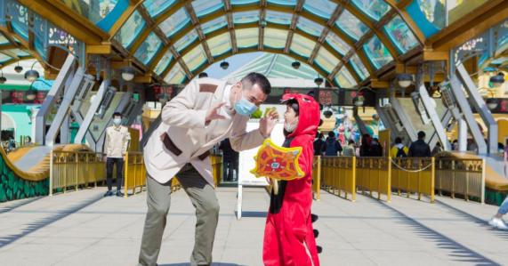  疫情下一株獨(dú)秀，中國(guó)主題樂(lè)園為全球業(yè)界帶來(lái)曙光